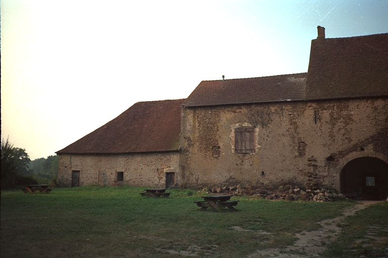 The Old Hostel at Btte